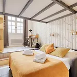 Unique Parisian Loft At The Classy St Germain Paris