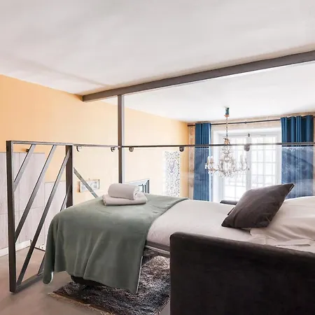 Unique Parisian Loft At The Classy St Germain