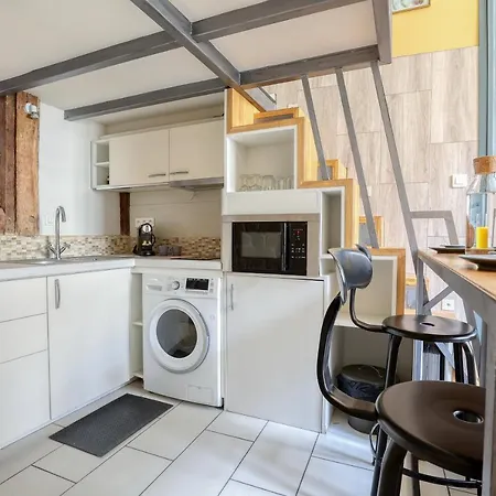 Unique Parisian Loft At The Classy St Germain * Parijs