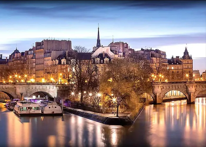 Unique Parisian Loft At The Classy St Germain Paris